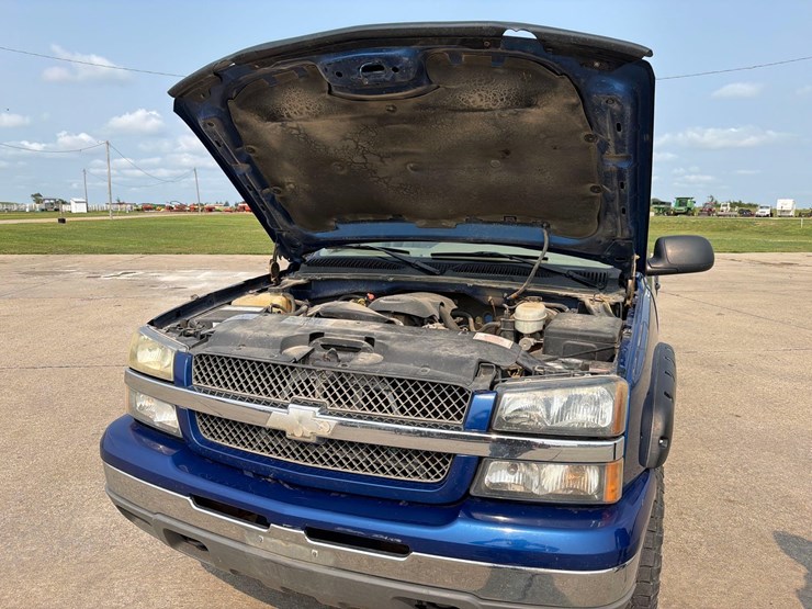 2004-chevrolet-silverado-1500-image-50