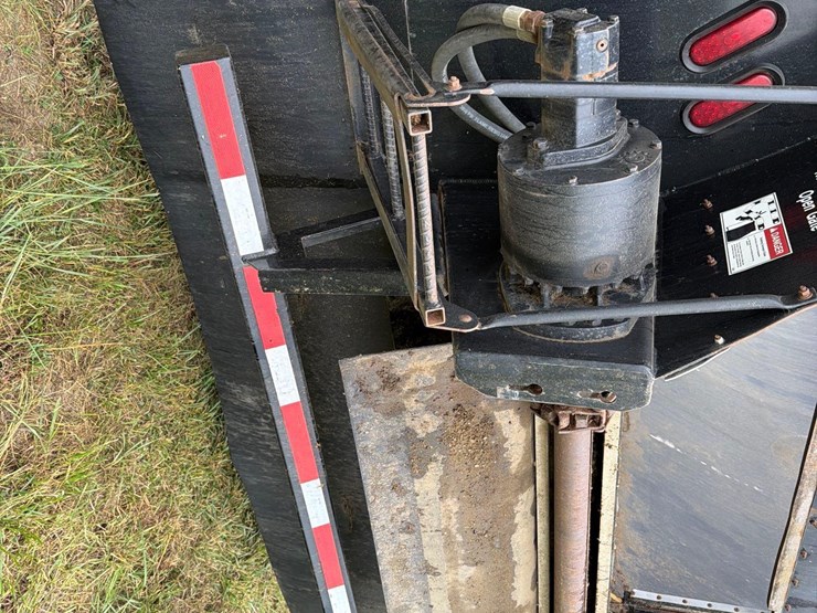2019-aulick-48ft-semi-live-bottom-belt-trailer-image-10
