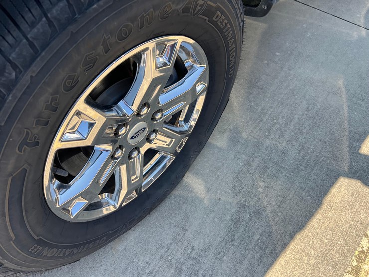 ford-f150-lariat-image-42