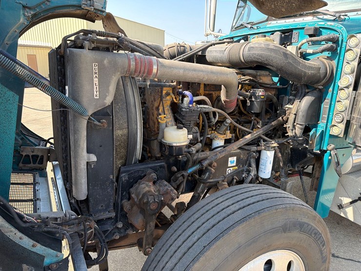 2007-peterbilt-379-image-58