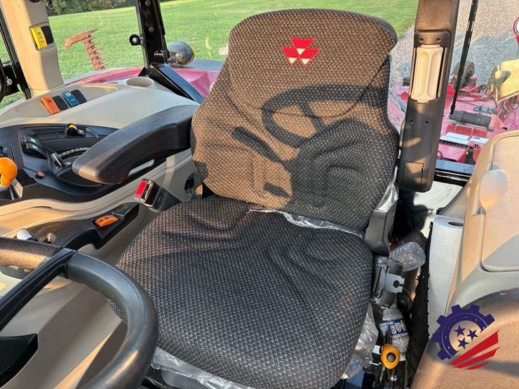 2023-massey-ferguson-5711-image-59