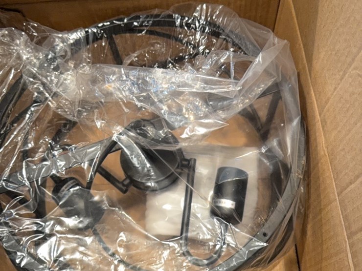 brand-new,-unused-unopened-light-fixture,-modern-style,-see-photos-image-5