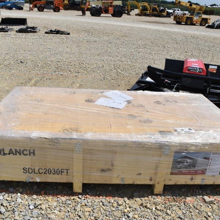 SDLANCH CARPORT 48481