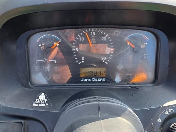 2013-john-deere-3520-image-63