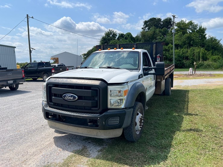 f-550-14'-flat-bed-image-1