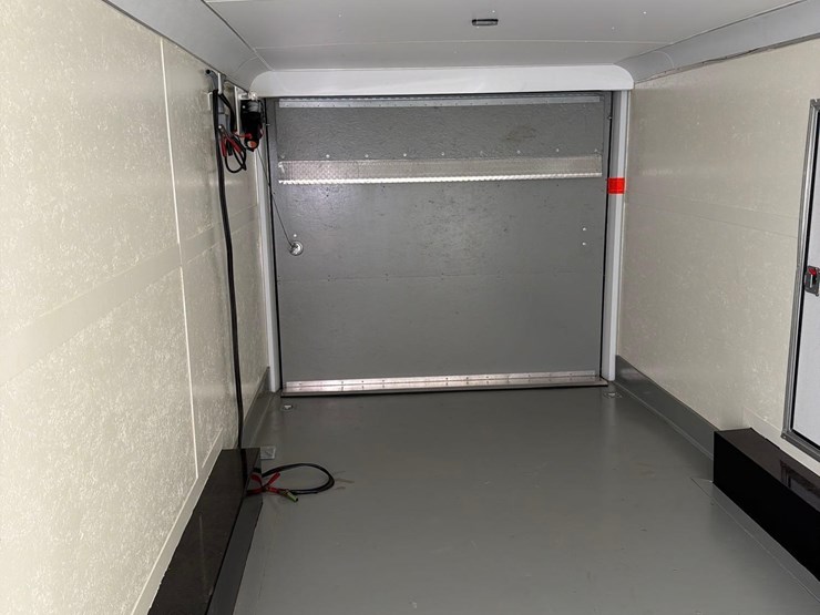 2020--haulmark-grizzly-hd-8-1/2ft-x-24ft-enclosed-trailer----like-new-image-30