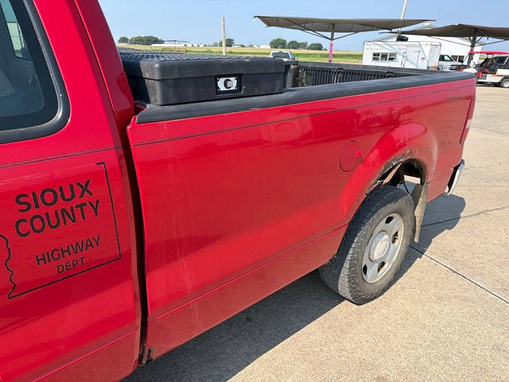 2006-ford-f150-xl-image-9