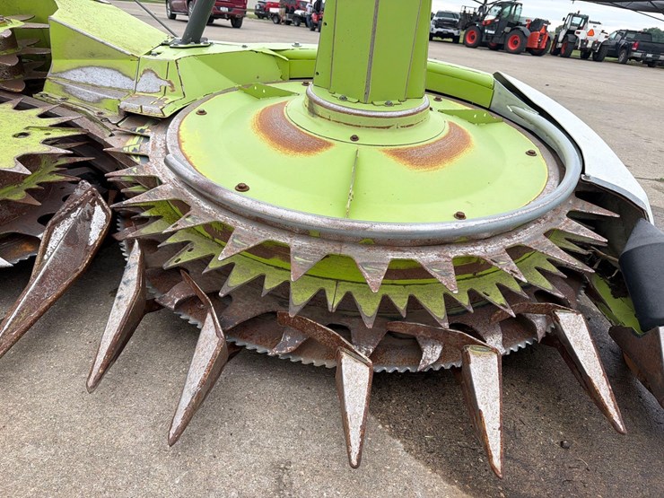 2019-claas-orbis-750-image-23