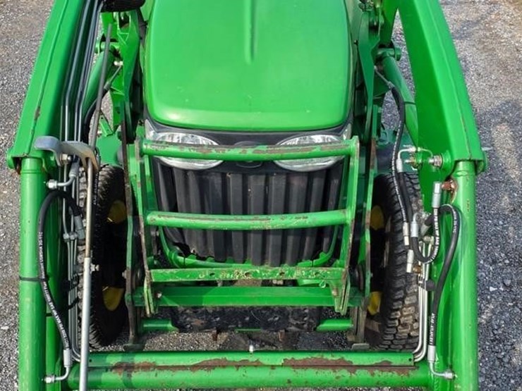 2013-john-deere-3520-image-32
