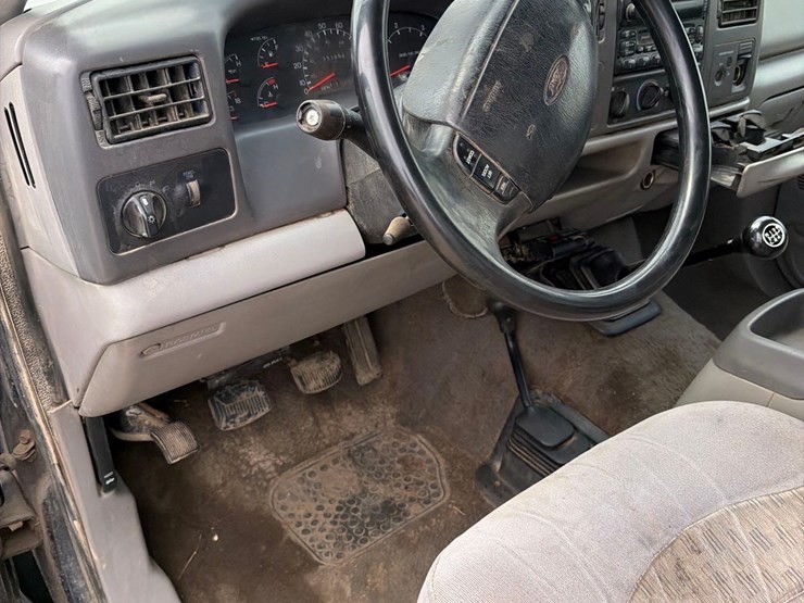 2000-ford-f250-image-26