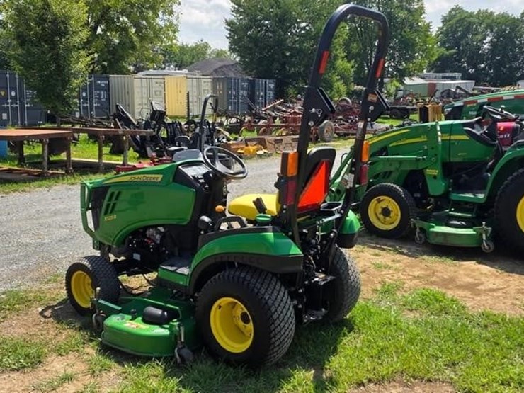john-deere-1025r-image-4