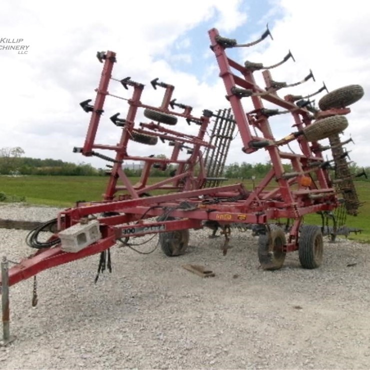 CASE IH 4300