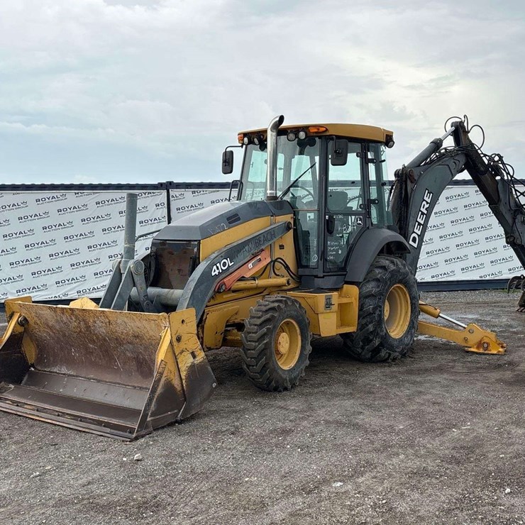 2015 DEERE 410L