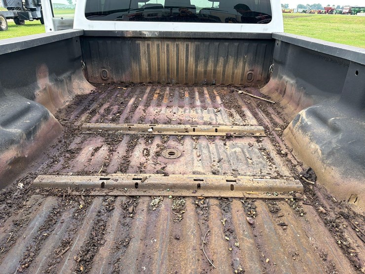 2010-ford-f350-image-46