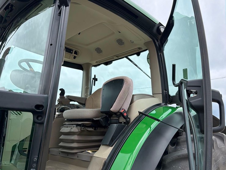 2021-john-deere-6155r-image-36