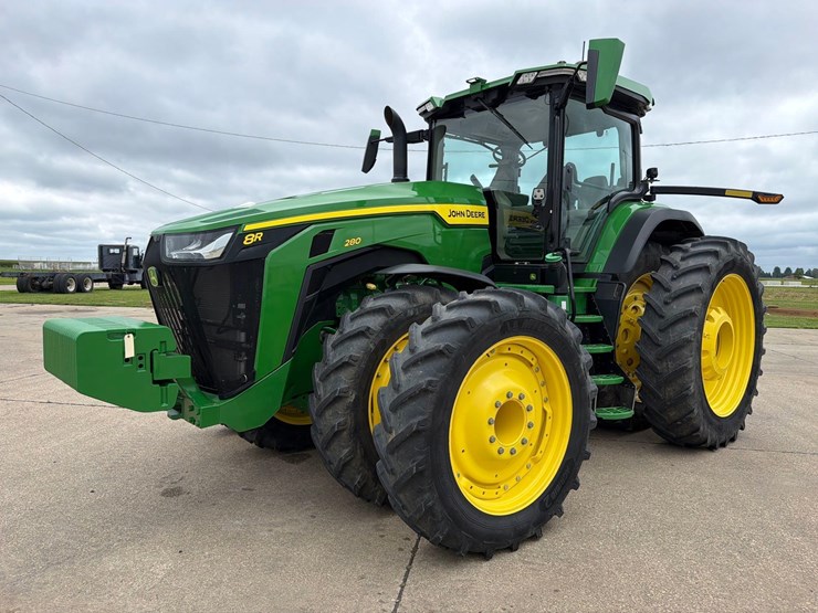 2022-john-deere-8r-280-image-1