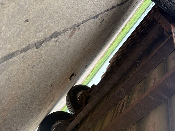 dct-81”-x-18ft-bumper-hitch-flatbed-image-20