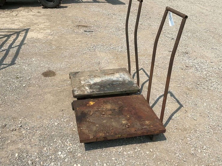 4-wheel-metal-carts-with-handle-image-3