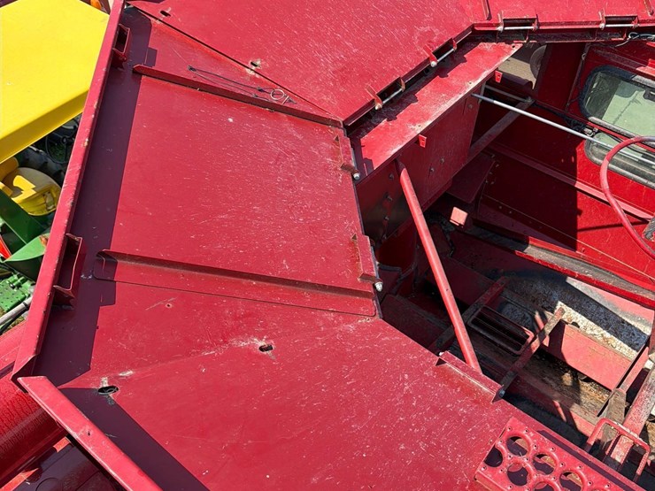 2005-case-ih-2377-image-102
