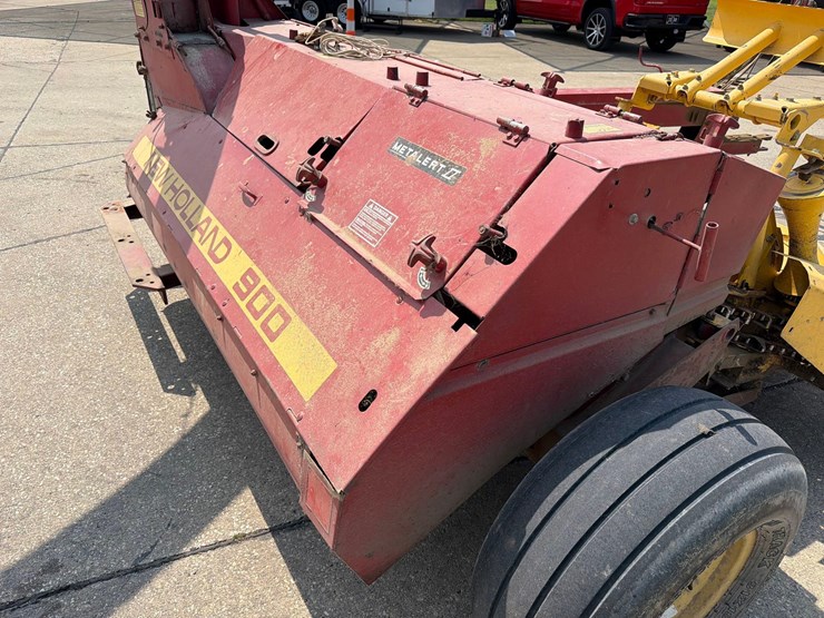 new-holland-900-image-22