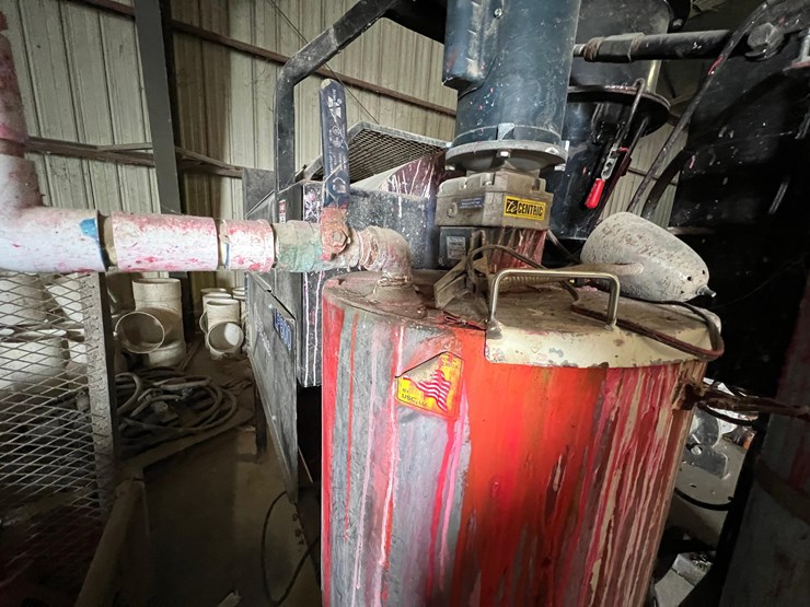 usc-800-seed-treater-with-guardrails-and-screen-image-11