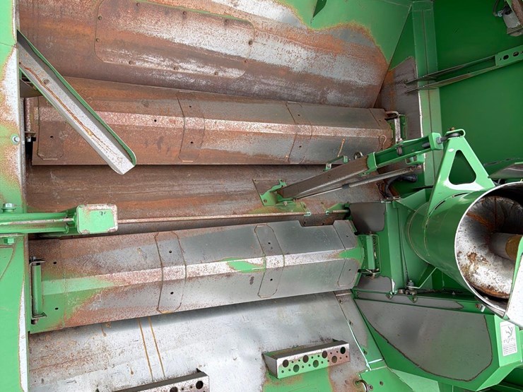 2012-john-deere-s680-image-77