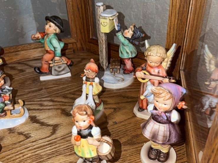 all-are-goebel-west-germany-pieces-(12-pieces)-image-8