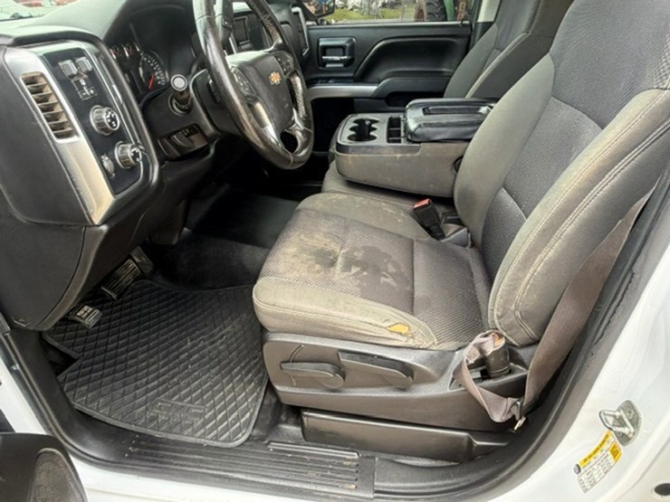 2014-chevrolet-1500-image-33