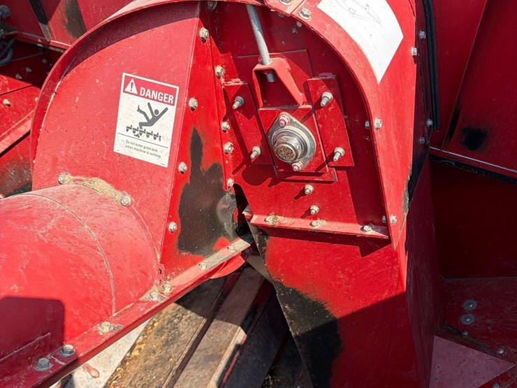 2005-case-ih-2377-image-93