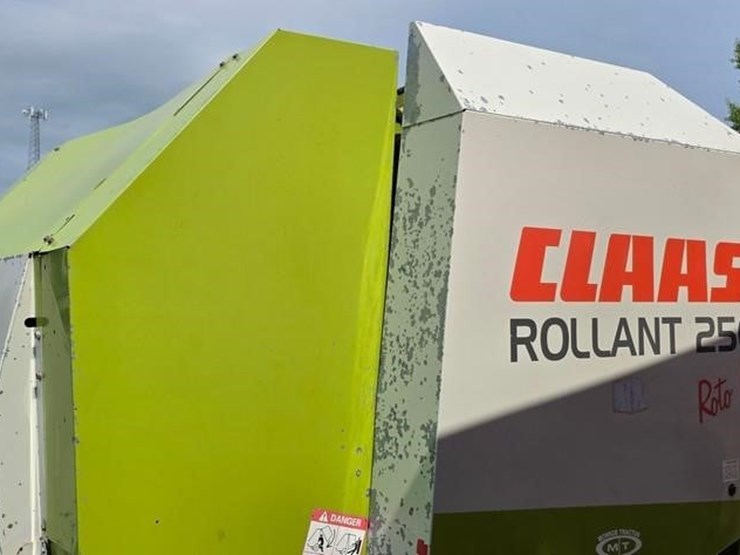 claas-rollant-250rc-image-9