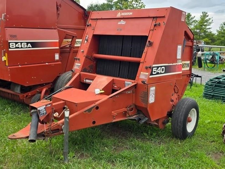 hesston-540-image-2