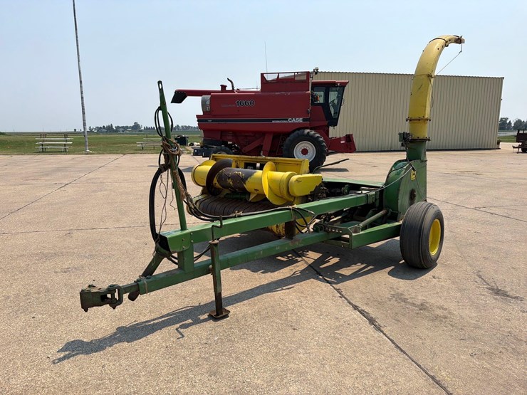 john-deere-3800-image-1