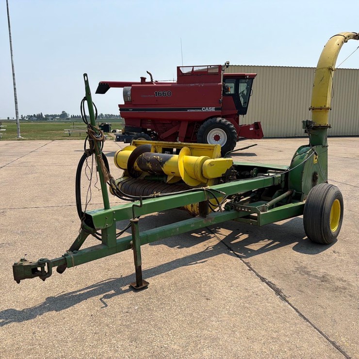 JOHN DEERE 3800