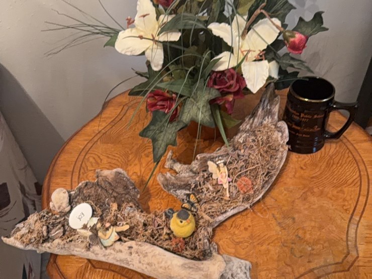 everything-on-top-of-the-table,-includes-driftwood-decorated-piece,-flowers,-starkweather-public-school-mug-from-1977-image-2