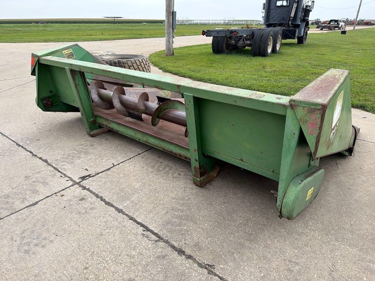 john-deere-444-image-5