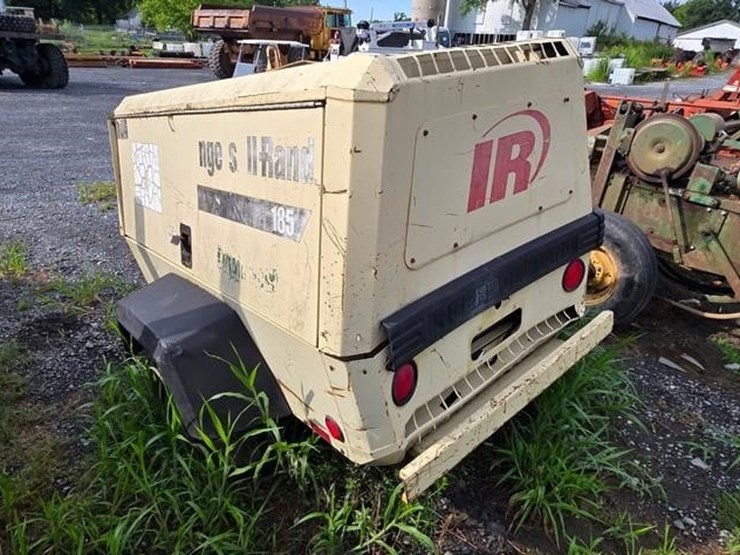 ingersol-rand-185-air-compressor-image-3