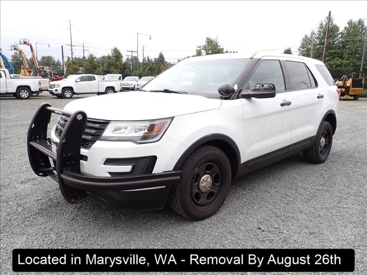 2016-ford-explorer-image-1