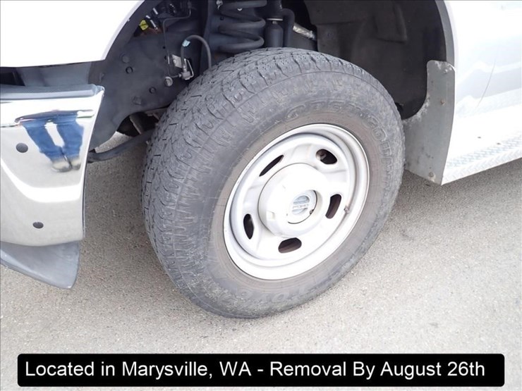 2011-ford-f250-xl-image-19