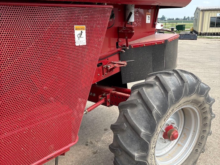 2005-case-ih-2377-image-12