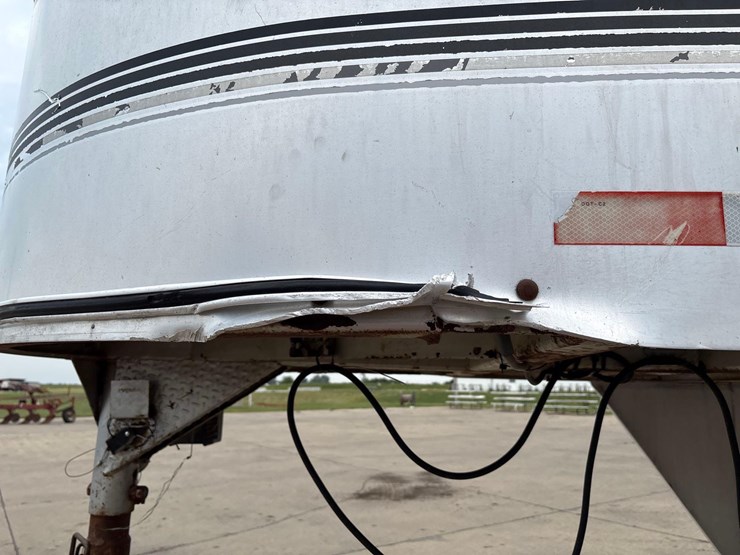 1989-kiefer-built-7ft-x-22ft-aluminum-gooseneck-livestock-trailer-image-15