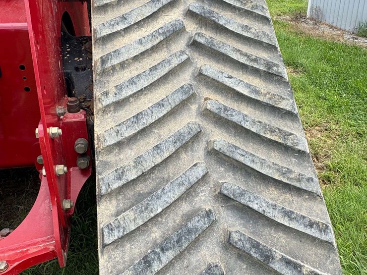 2015-case-ih-620-image-14
