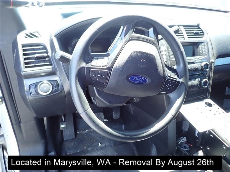 2017-ford-explorer-image-7