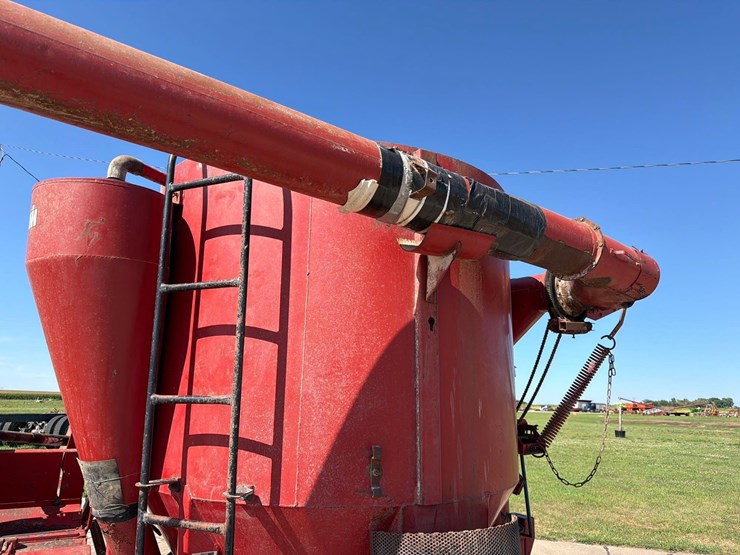 case-ih-1250-image-27