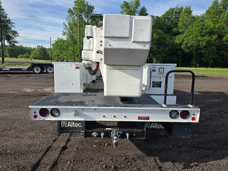 ford-f550-image-4