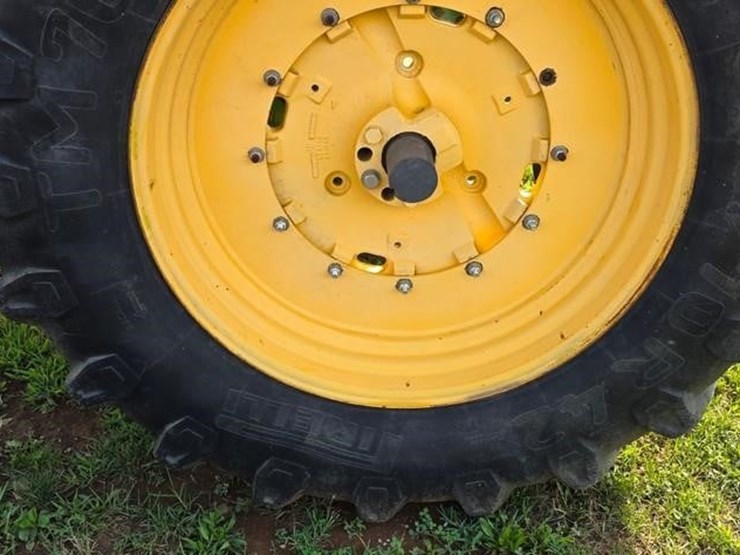 john-deere-4850-image-24