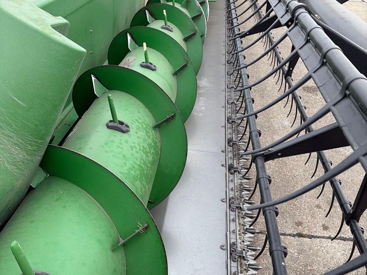 2009-john-deere-635f-image-19