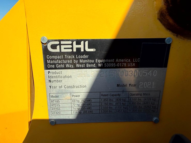 2021-gehl-rt215-image-8