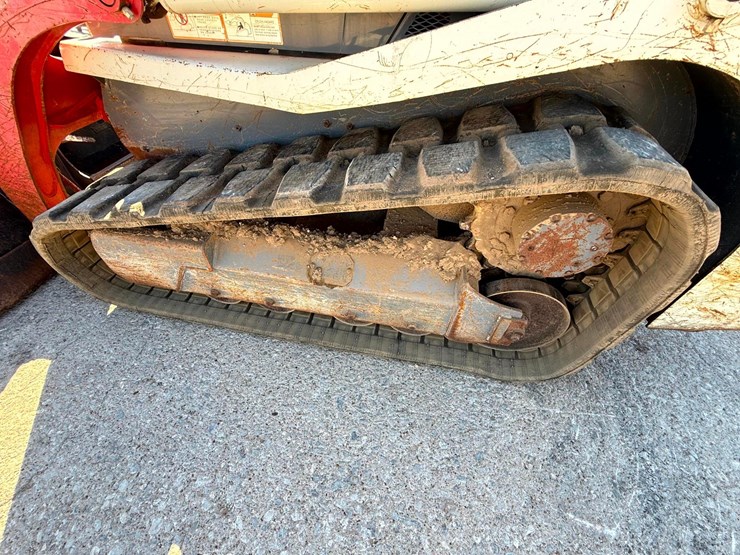 2021-takeuchi-tl10v2-image-14