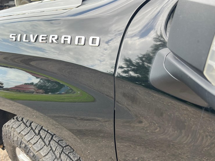 2022-chevrolet-silverado-1500-image-54