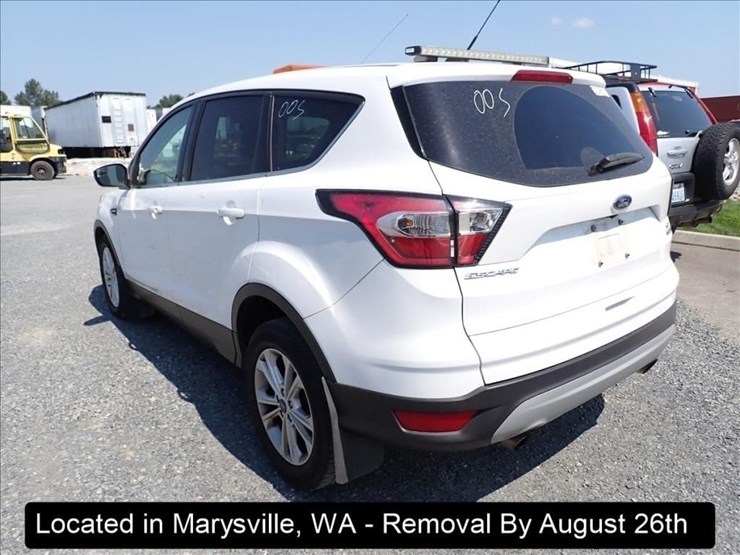 2017-ford-escape-image-19